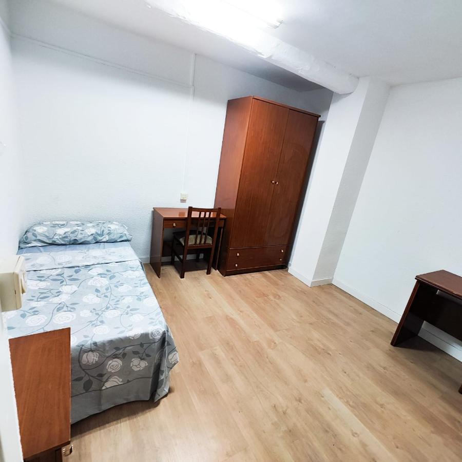 Residencia 14 Hotel Саламанка Екстериор снимка