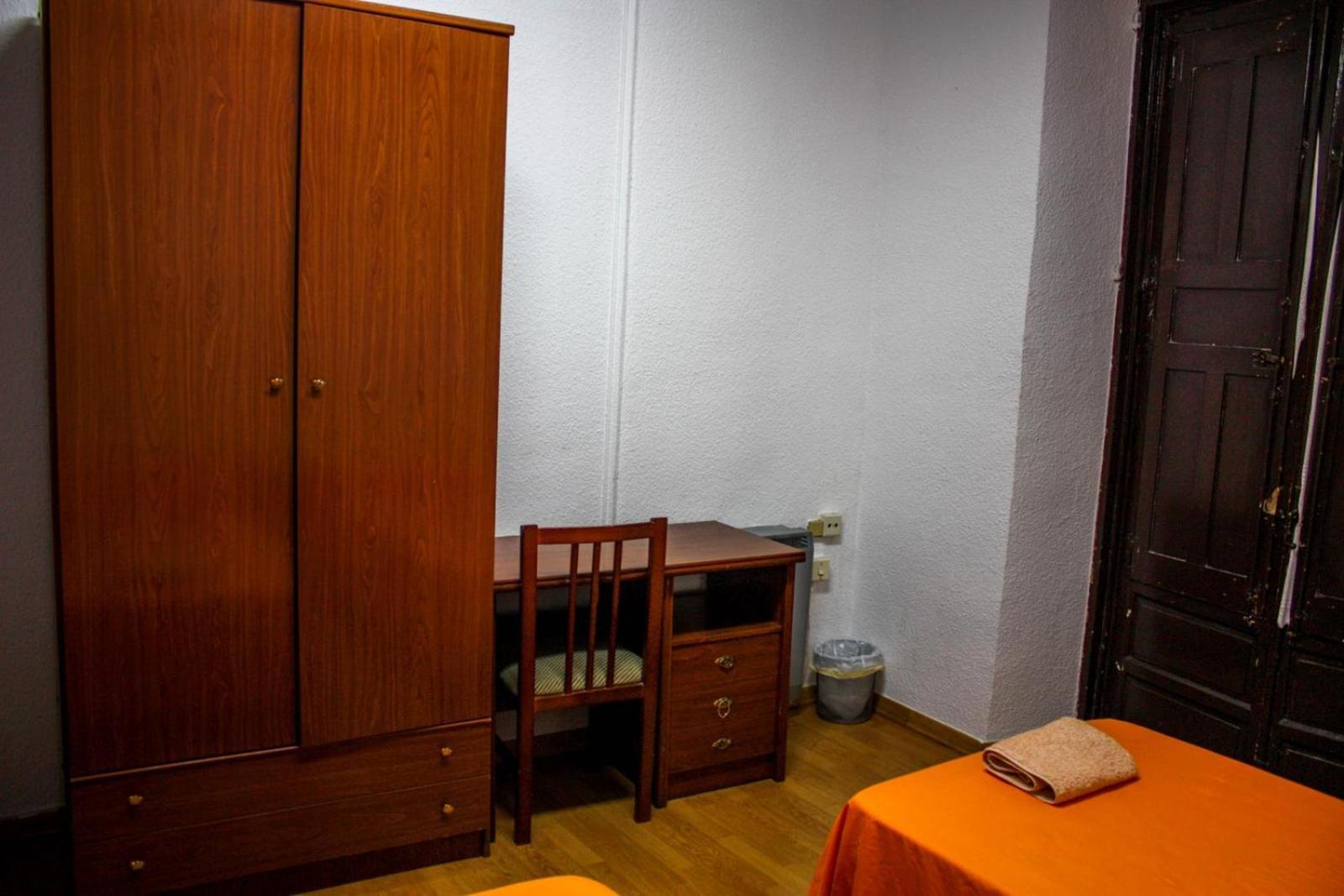 Residencia 14 Hotel Саламанка Екстериор снимка
