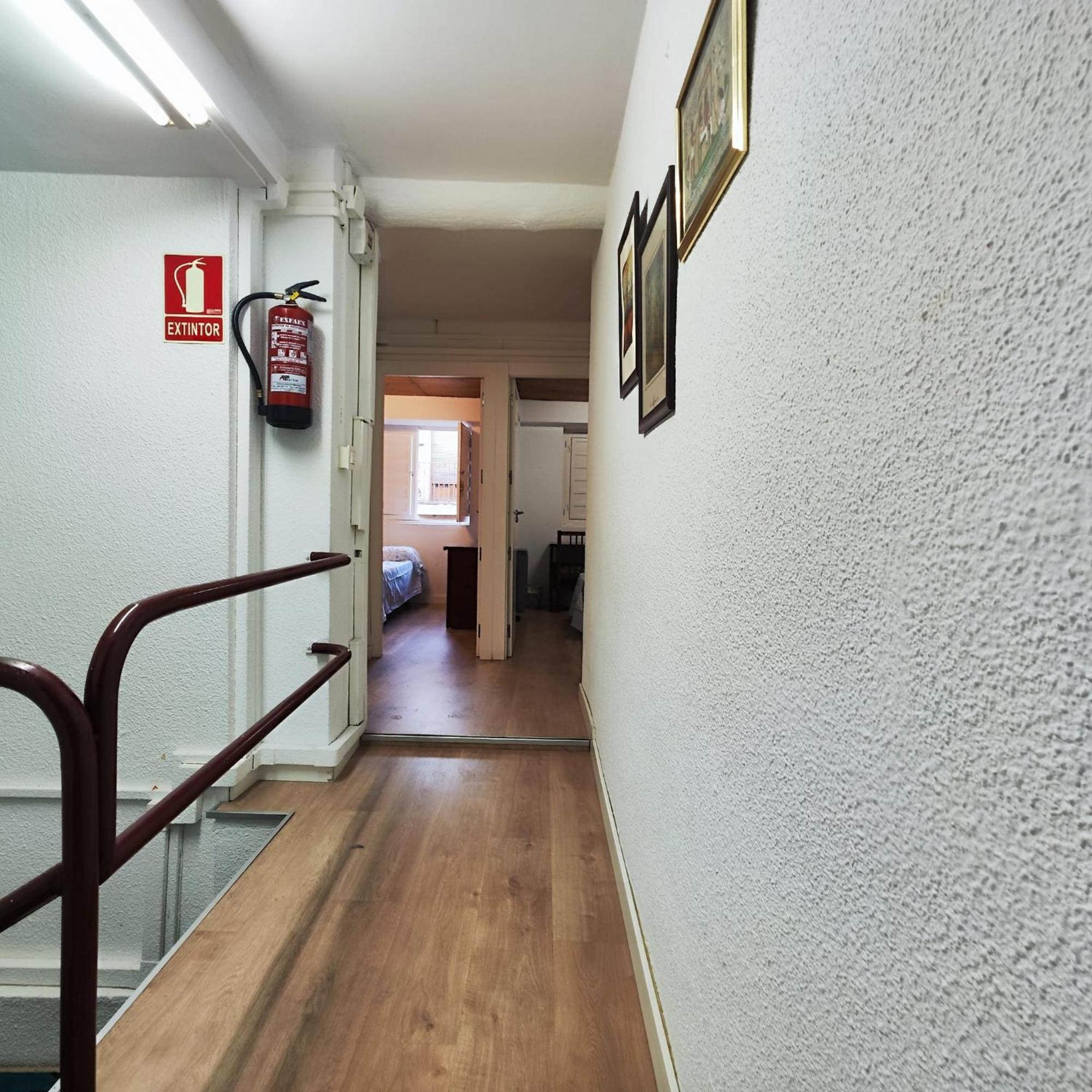 Residencia 14 Hotel Саламанка Екстериор снимка
